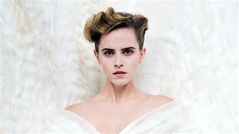 emma nudes|Emma Watson goes topless for candid Vanity Fair photos and。